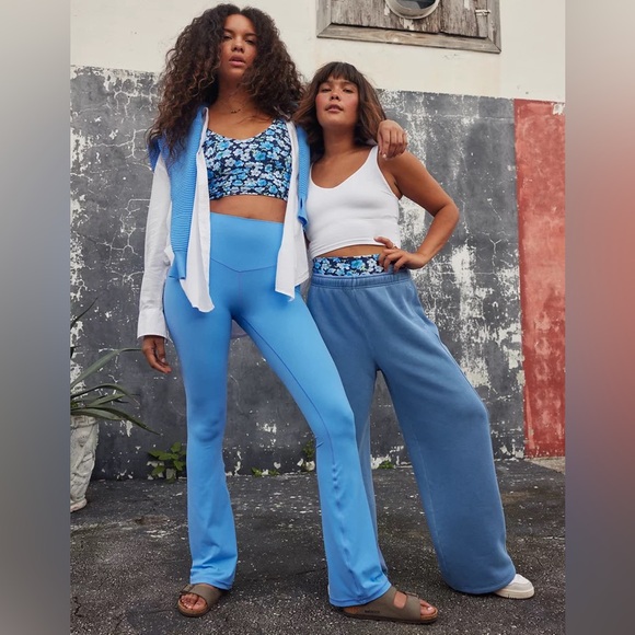 OFFLINE By Aerie Real Me XTRA High Waisted Bootcut Legging - Picture 5 of 8